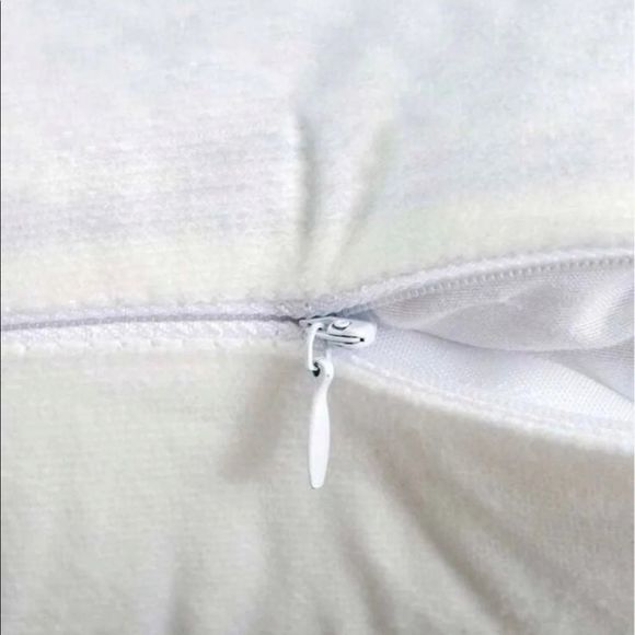 Striped Valentine Gnome Pillow Cover NWT - Picture 3 of 5